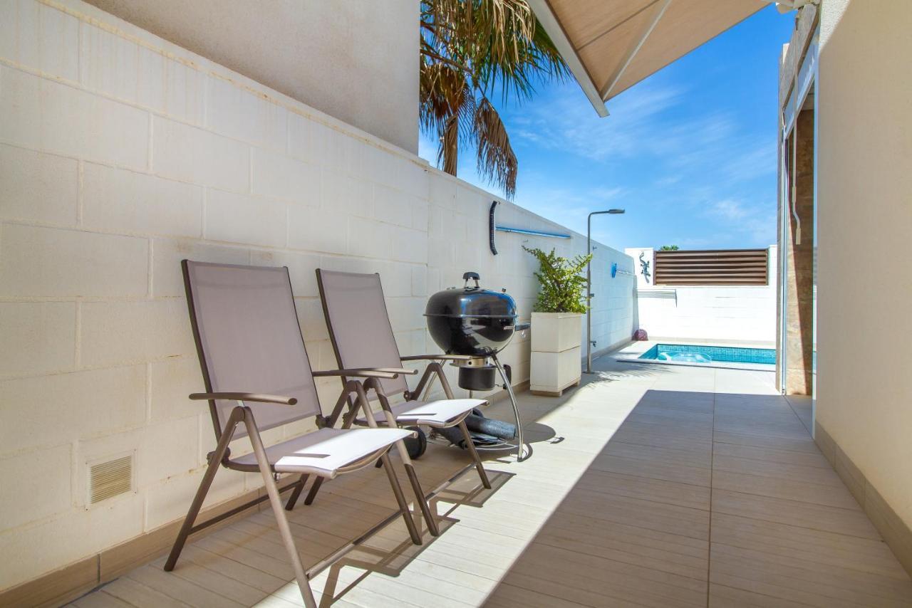 Villa Nina With Pool 罗雅勒斯 外观 照片